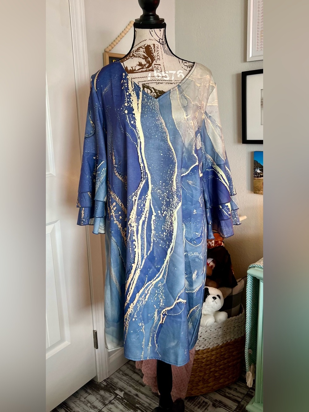 Blue Marble Print Ruffle Sleeve Shift Dress Coastal Resort Midi Dress NWT